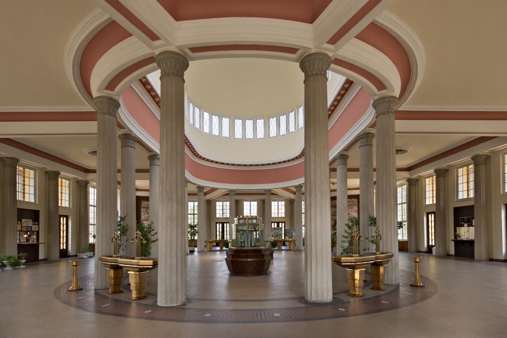 Dr. Adler Spa & Kurhotel Frantiskovy Lazne Exterior photo